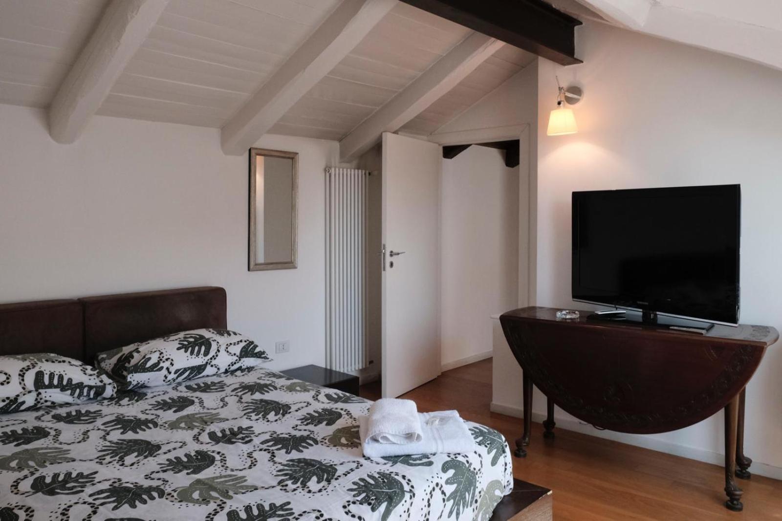 Casa Maria In Centro Storico Hotel Salerno Buitenkant foto